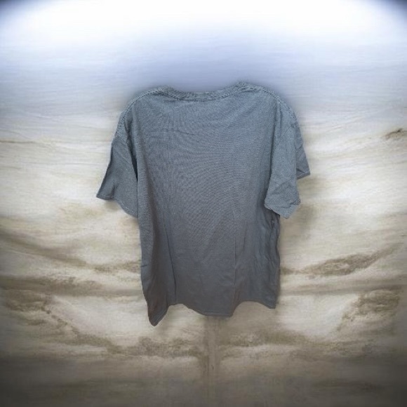 Levi's Tee - Picture 2 of 3